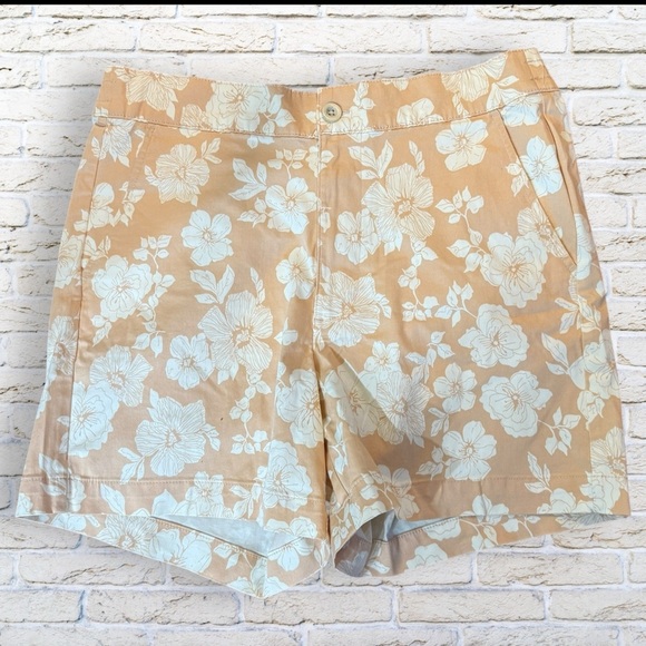 JACHS Girlfriend Tan Floral Women's Shorts Size Large - Picture 1 of 4